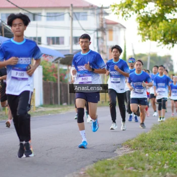 Runner Photo 3454693