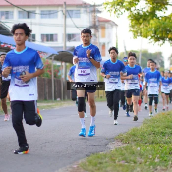 Runner Photo 3454697