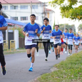 Runner Photo 3454713