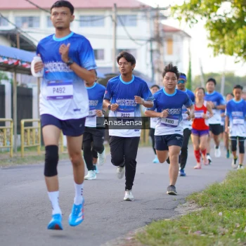 Runner Photo 3454738