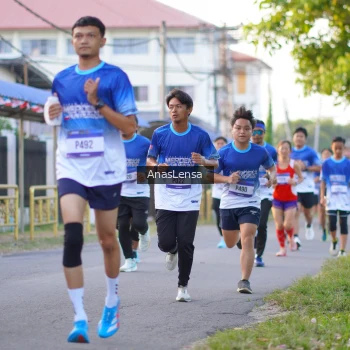 Runner Photo 3454739