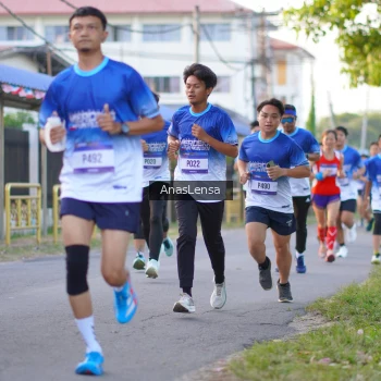 Runner Photo 3454744