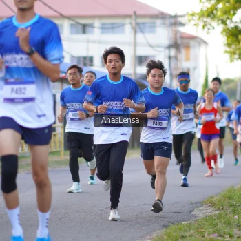 Runner Photo 3454772