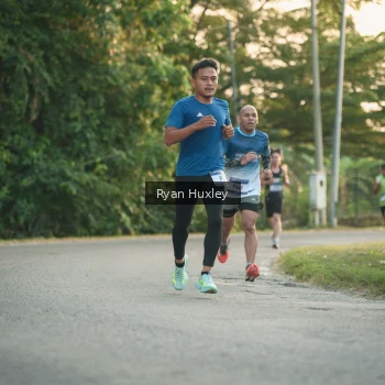 Runner Photo 3454795