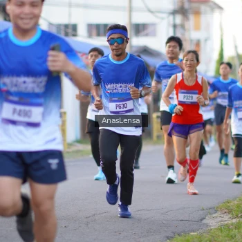 Runner Photo 3454956