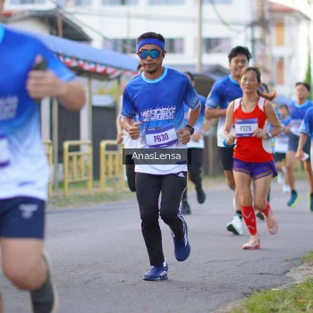 Runner Photo 3455004