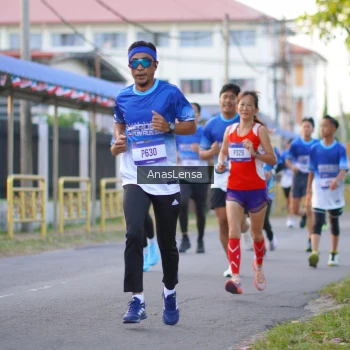 Runner Photo 3455008