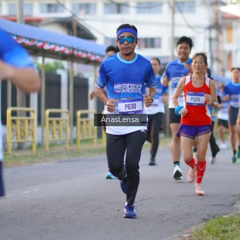 Runner Photo 3455018