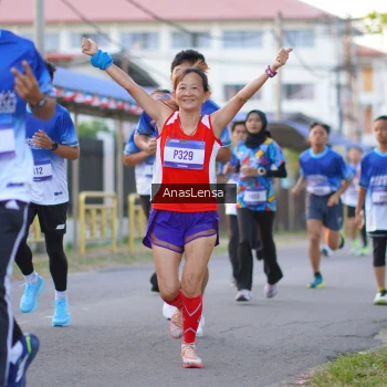 Runner Photo 3455126