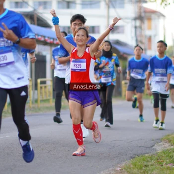 Runner Photo 3455129