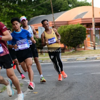 Runner Photo 3455168