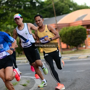 Runner Photo 3455176