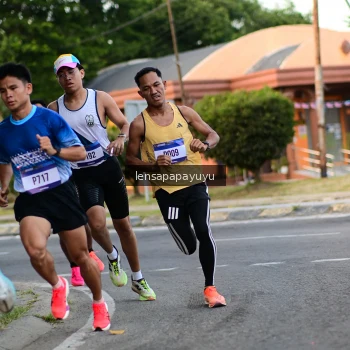 Runner Photo 3455224