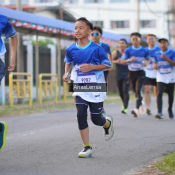 Runner Photo 3455258