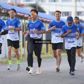 Runner Photo 3455311