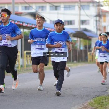 Runner Photo 3455368