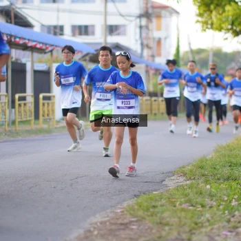 Runner Photo 3455417