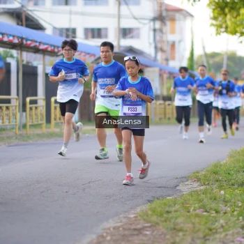 Runner Photo 3455433