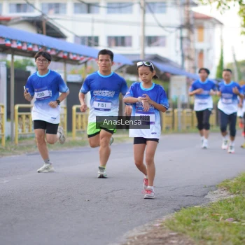 Runner Photo 3455492