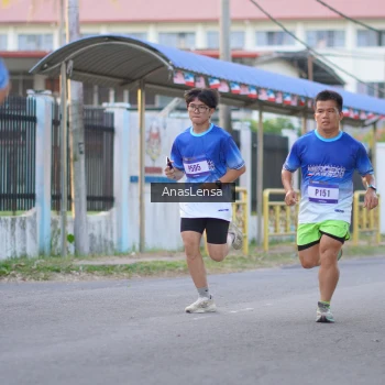 Runner Photo 3455503
