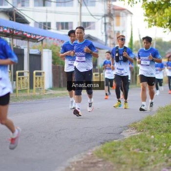 Runner Photo 3455635