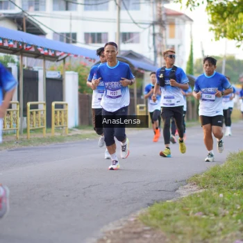 Runner Photo 3455644