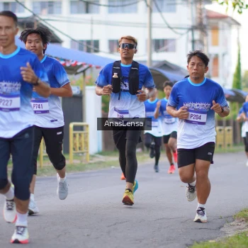 Runner Photo 3455699