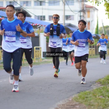 Runner Photo 3455700