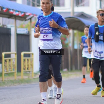 Runner Photo 3455705