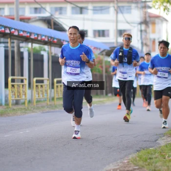 Runner Photo 3455764