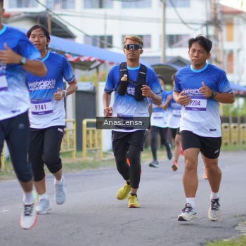 Runner Photo 3455776
