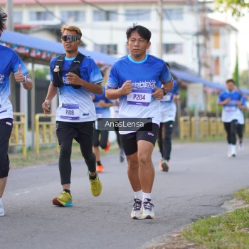 Runner Photo 3455777
