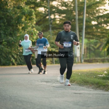 Runner Photo 3455795