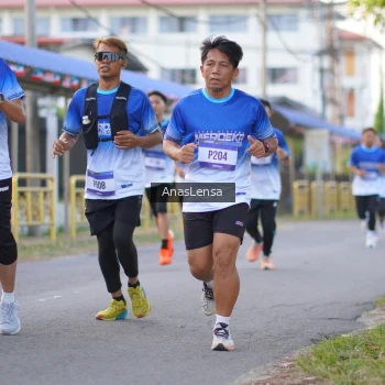Runner Photo 3455826