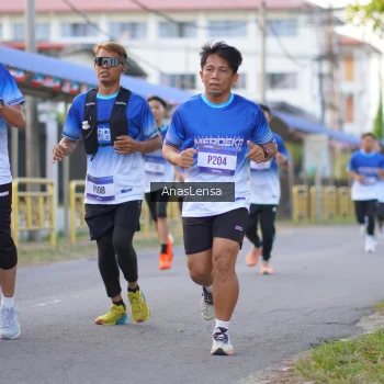 Runner Photo 3455840