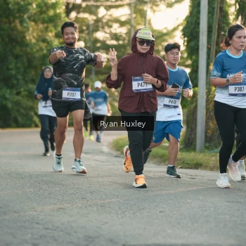 Runner Photo 3456110
