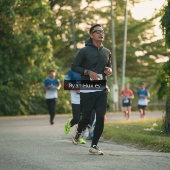 Runner Photo 3456142