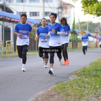 Runner Photo 3456203