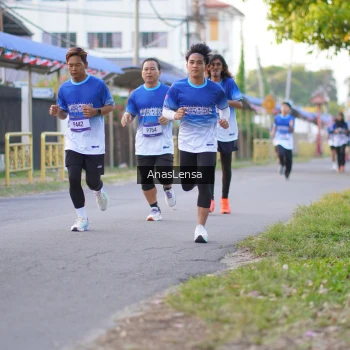 Runner Photo 3456210