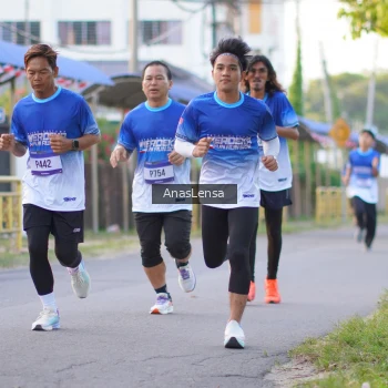 Runner Photo 3456215