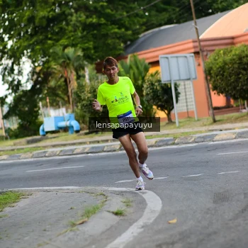 Runner Photo 3456392