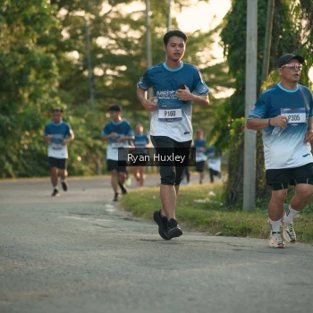 Runner Photo 3456406
