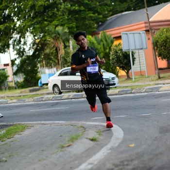 Runner Photo 3456439