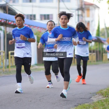 Runner Photo 3456470