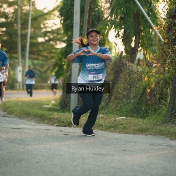 Runner Photo 3456518