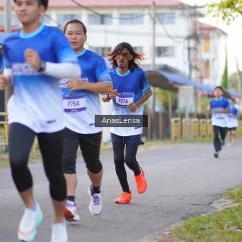 Runner Photo 3456533