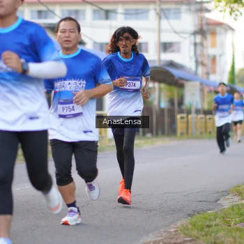 Runner Photo 3456535