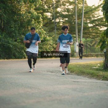 Runner Photo 3456562