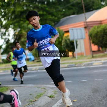 Runner Photo 3456577