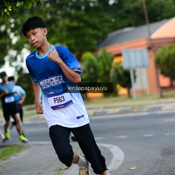 Runner Photo 3456596